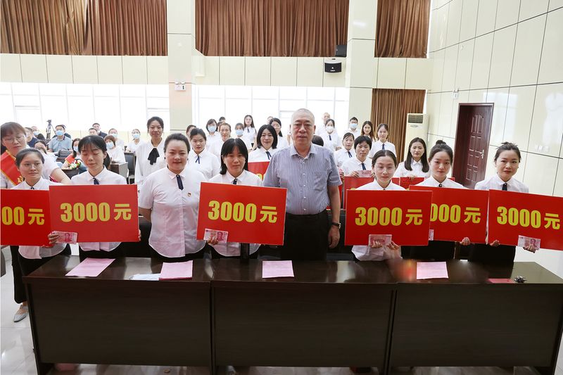 教師節來了！河南礦山再向魏莊街道中心學校捐資15萬元